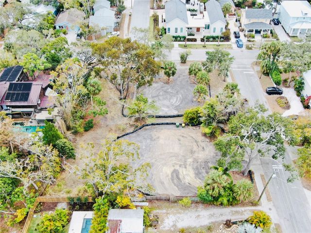 1705 6TH STREET, Sarasota, FL 34236