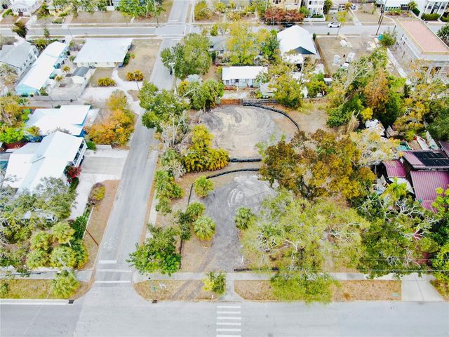 1705 6TH STREET, Sarasota, FL 34236