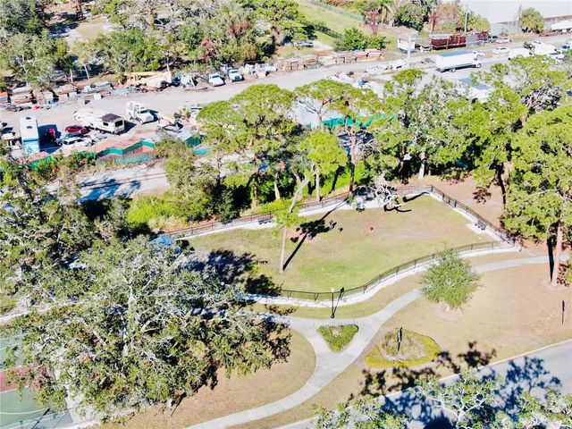 1705 6TH STREET, Sarasota, FL 34236