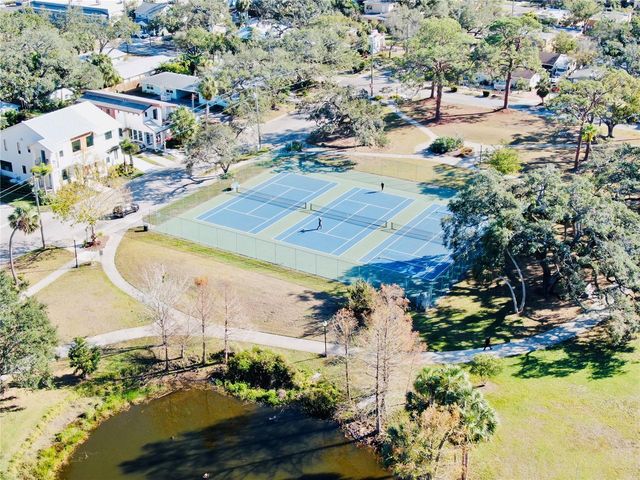1705 6TH STREET, Sarasota, FL 34236