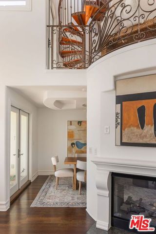 2922 Montana Avenue B, Santa Monica, CA 90403