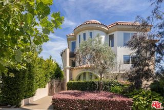 2922 Montana Avenue B, Santa Monica, CA 90403