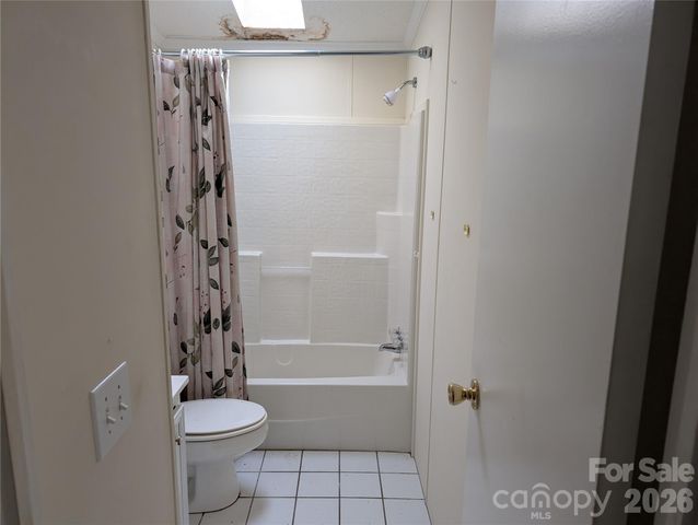 172 School House Road, Mills River, NC 28759