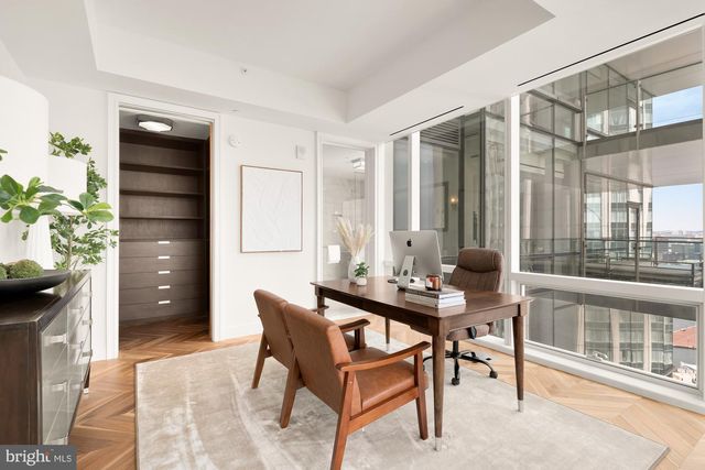 300 INTERNATIONAL DR #2408, Baltimore, MD 21202