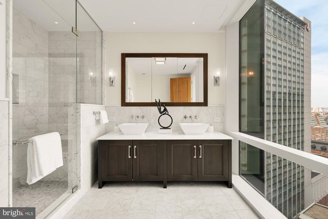 300 INTERNATIONAL DR #2408, Baltimore, MD 21202