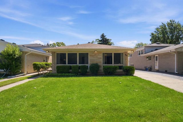 905 Long Road, Glenview, IL 60025