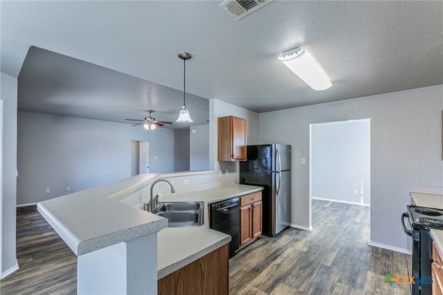 2108 Independence Court, Belton, TX 76513