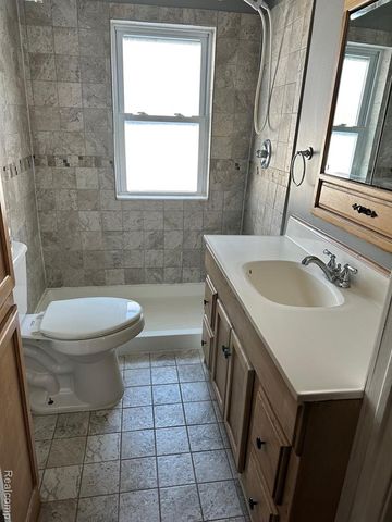 3040 Reeder Road, Clarkston, MI 48346