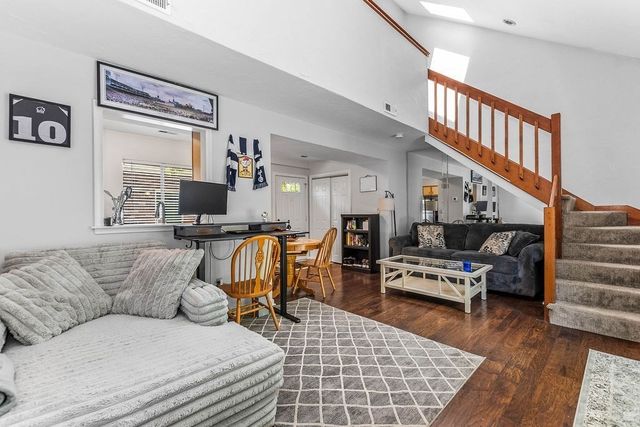 231 Lake St D, Weymouth, MA 02189