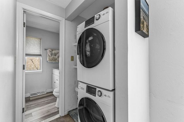 231 Lake St D, Weymouth, MA 02189