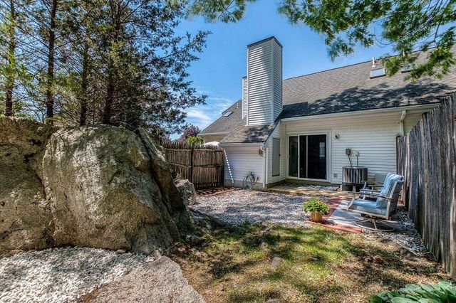 231 Lake St D, Weymouth, MA 02189