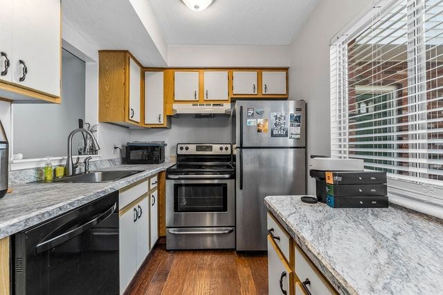 231 Lake St D, Weymouth, MA 02189