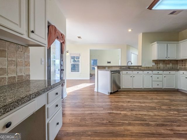 6016 Fords Lake Court, Acworth, GA 30101