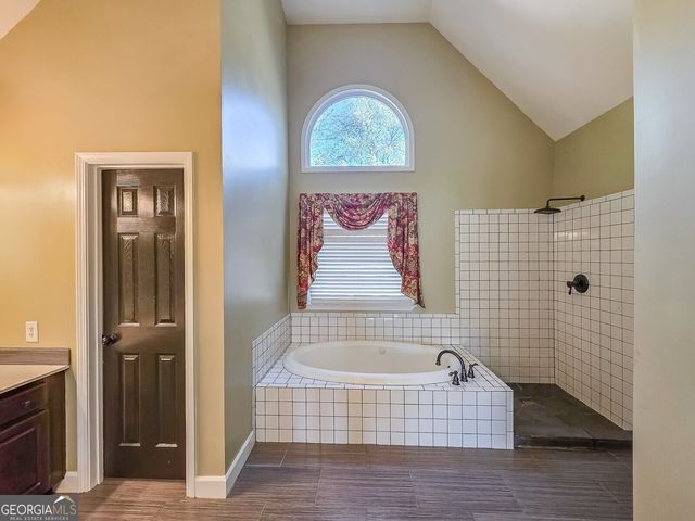 6016 Fords Lake Court, Acworth, GA 30101