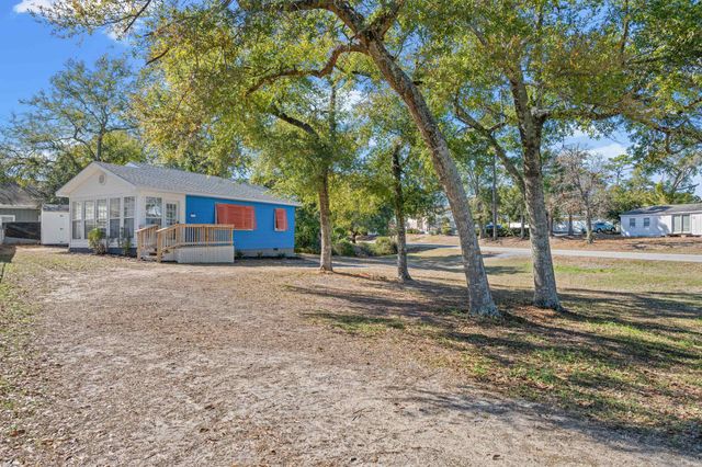 3703 Poinsett St., North Myrtle Beach, SC 29582