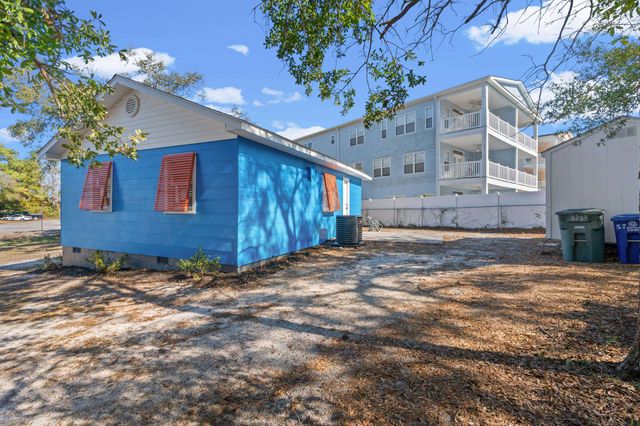 3703 Poinsett St., North Myrtle Beach, SC 29582