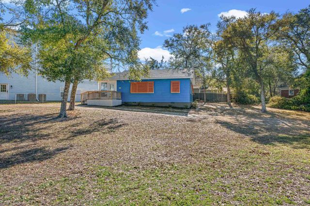 3703 Poinsett St., North Myrtle Beach, SC 29582
