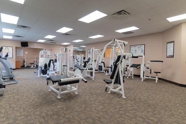 811 S Hollybrook Drive 202, Pembroke Pines, FL 33025