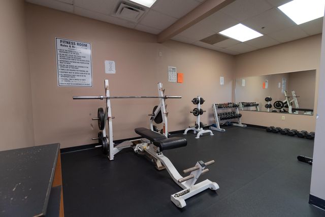 811 S Hollybrook Drive 202, Pembroke Pines, FL 33025