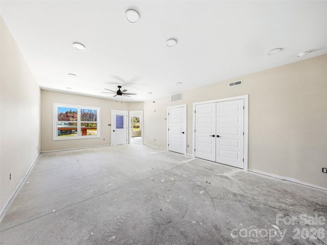 143 Carver Street 7, Brevard, NC 28712