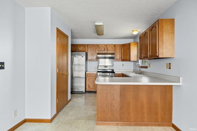 4338 Hadley Ct, West Lafayette, IN 47906