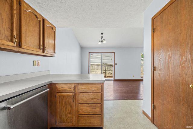 4338 Hadley Ct, West Lafayette, IN 47906