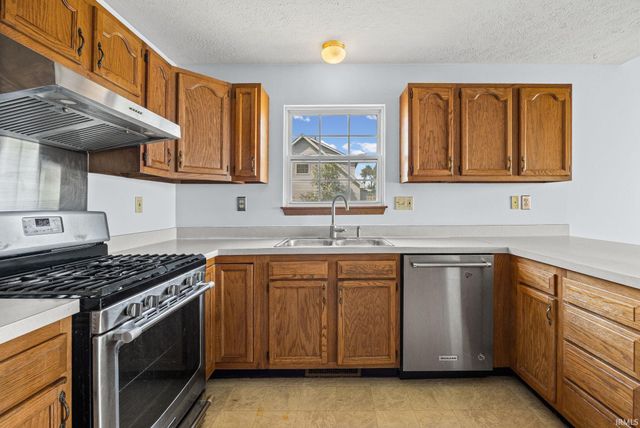4338 Hadley Ct, West Lafayette, IN 47906