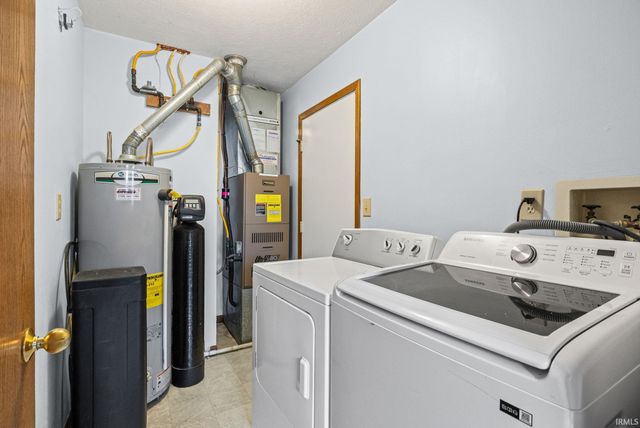 4338 Hadley Ct, West Lafayette, IN 47906