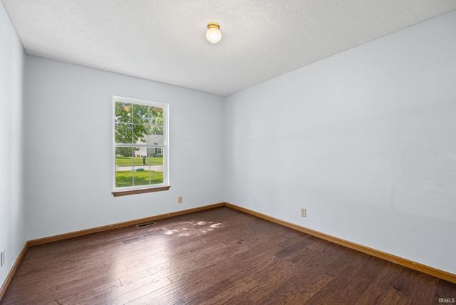 4338 Hadley Ct, West Lafayette, IN 47906