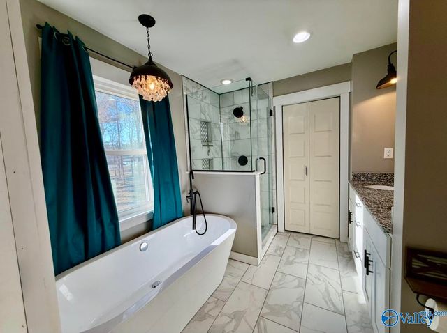 112 Park Street, Centre, AL 35960