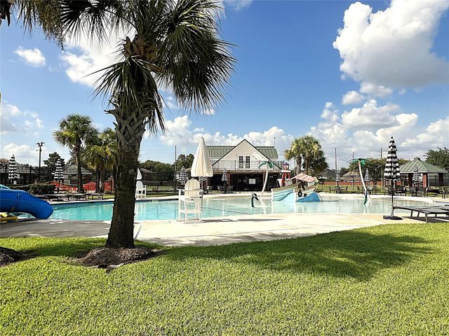 10634 Lyndon Meadows Drive, Houston, TX 77095