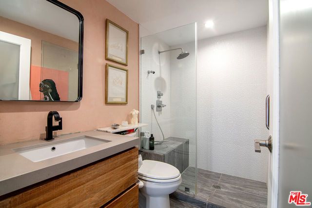 1155 N La Cienega Boulevard 711, Los Angeles, CA 90069