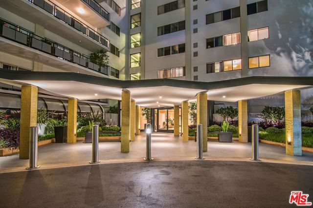 1155 N La Cienega Boulevard 711, Los Angeles, CA 90069