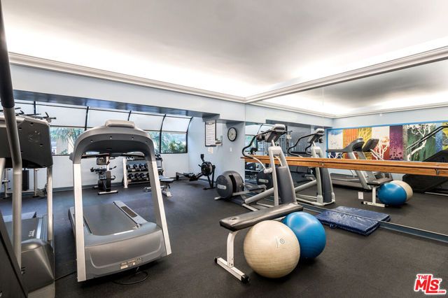 1155 N La Cienega Boulevard 711, Los Angeles, CA 90069