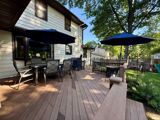 6901 N AYCLIFFE Drive, Peoria, IL 61614