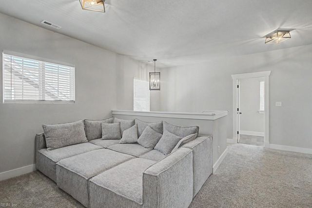 109 N Secretariat DR, Suffolk, VA 23435