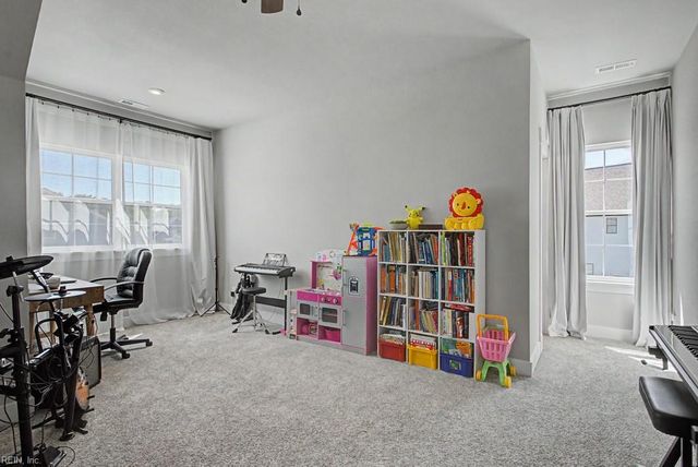 109 N Secretariat DR, Suffolk, VA 23435