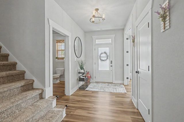 109 N Secretariat DR, Suffolk, VA 23435