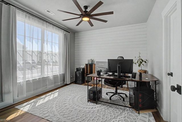 109 N Secretariat DR, Suffolk, VA 23435