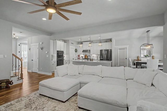 109 N Secretariat DR, Suffolk, VA 23435