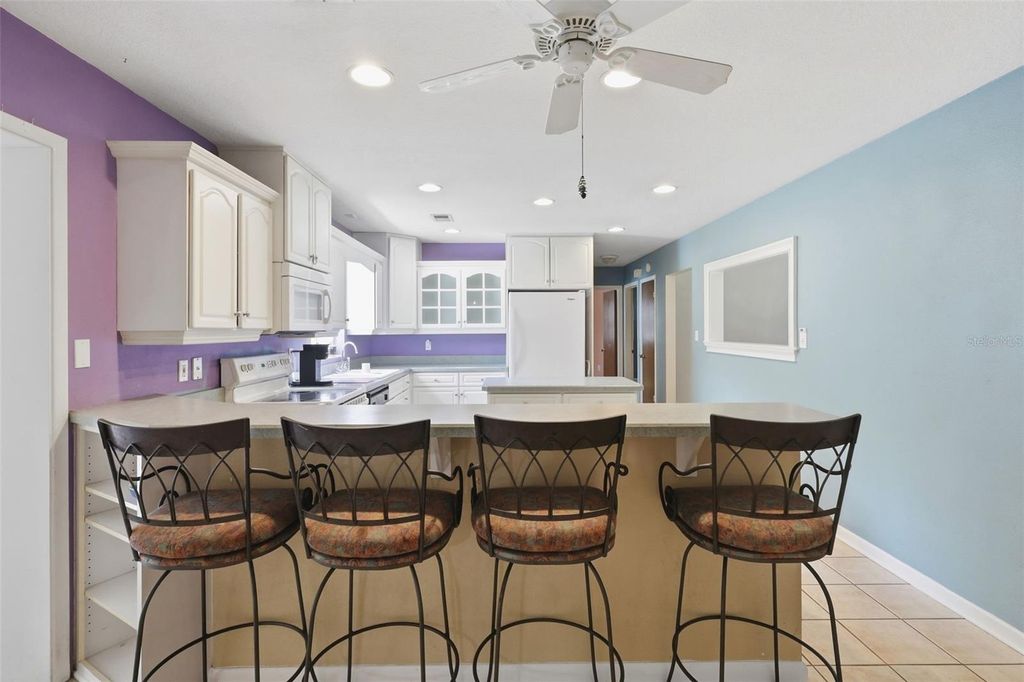 Image 18 of property listing at 1410 W CHELSEA AVENUE, Deland, FL 32720