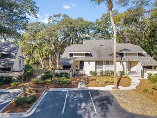 50 Ocean Ln Apt 102, Hilton Head Island, SC 29928