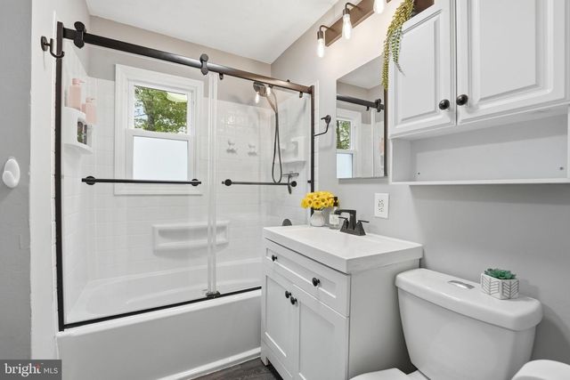 243 KENT DR, Manassas Park, VA 20111