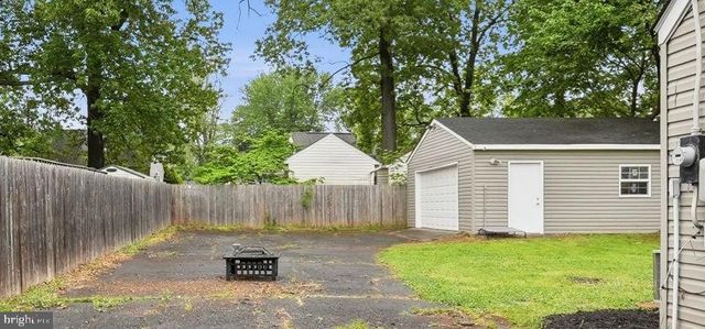 243 KENT DR, Manassas Park, VA 20111