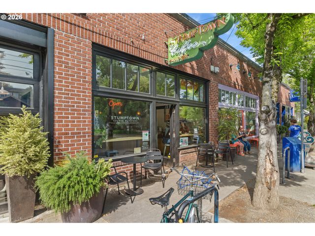 2897 Se SHERMAN St A, Portland, OR 97214