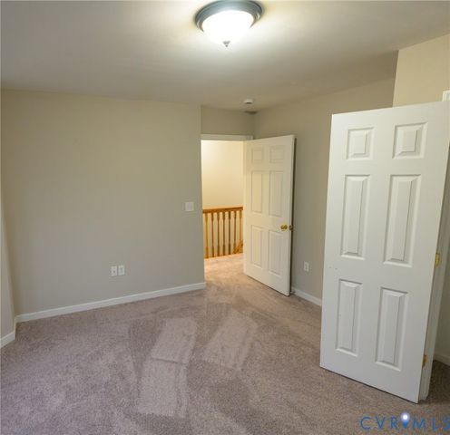 104 Linden St, Ashland, VA 23005