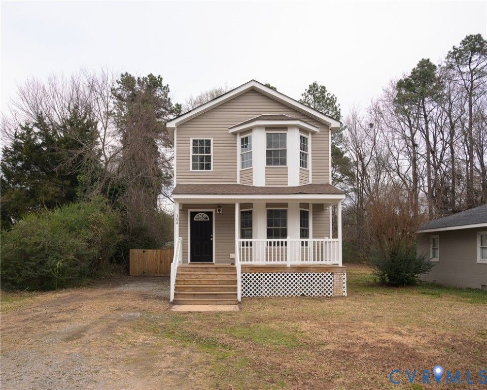104 Linden St, Ashland, VA 23005