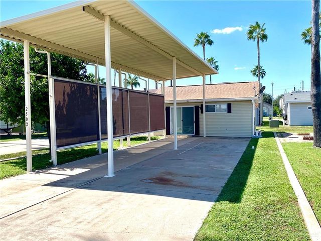 2502 Bobolink E Circle 255, Palmview, TX 78572