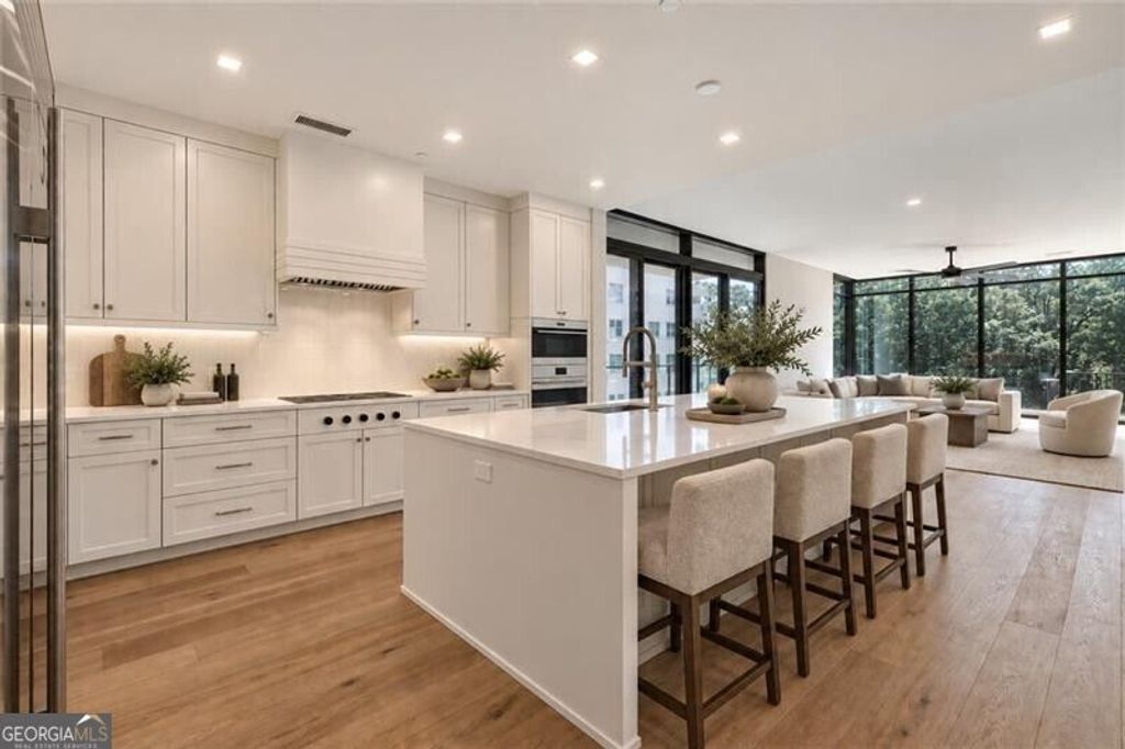 2520 Peachtree Road NW 403, Atlanta, GA 30305 — photo 4