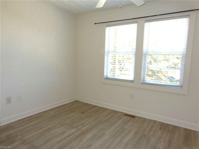 2016 E Ocean View Ave Apt 8, Norfolk, VA 23503